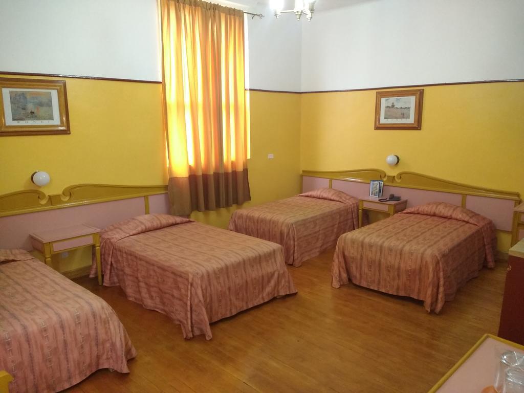 מקסיקו סיטי Hotel Isabel מראה חיצוני תמונה